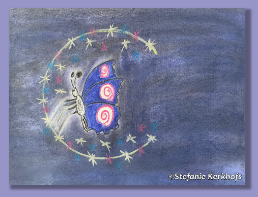 Paarse vlinder in sterrenmaan